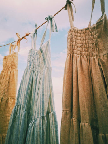 Vestido largo Chintu con volantes