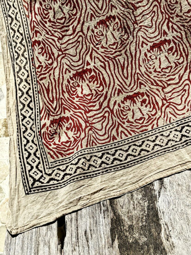 Bufanda de lino con estampado de bloques