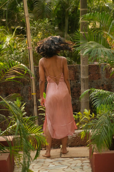 Vestido lencero sin espalda Allure