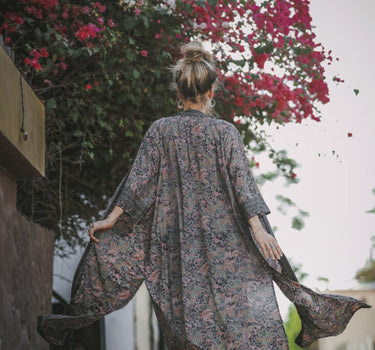 Teoría del kimono en malva