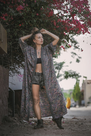 Teoría del kimono en malva