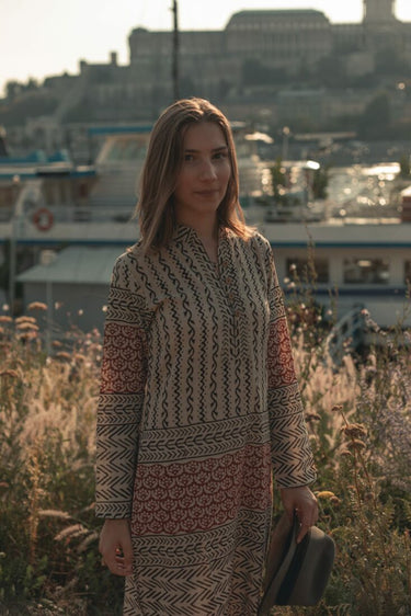 Vestido camisero con estampado en bloques en Redblack